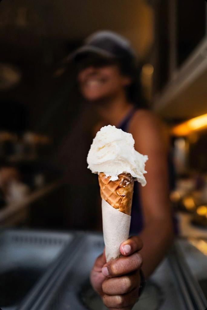 Corrado Barberis, artisan glacier